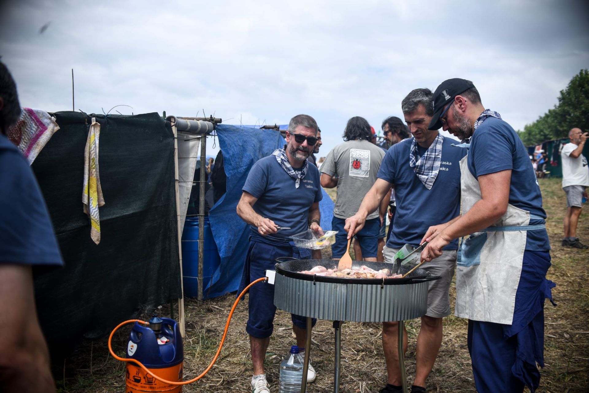 La imágenes del ambiente festivo en Aixerrota