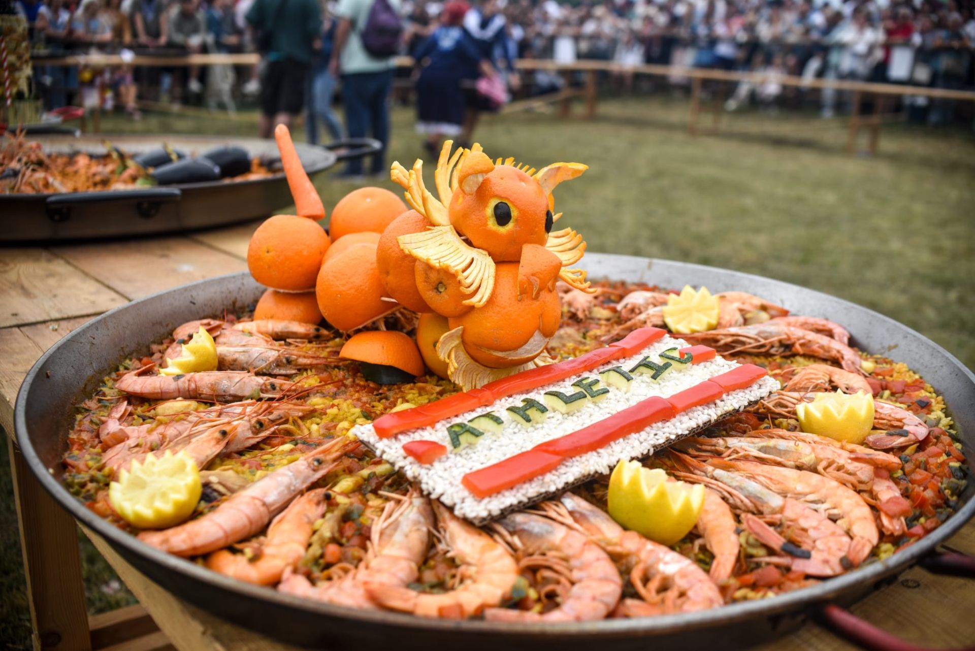 La imágenes del ambiente festivo en Aixerrota