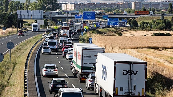 La operación salida supera todas las previsiones y el tráfico internacional repunta un 4,5%