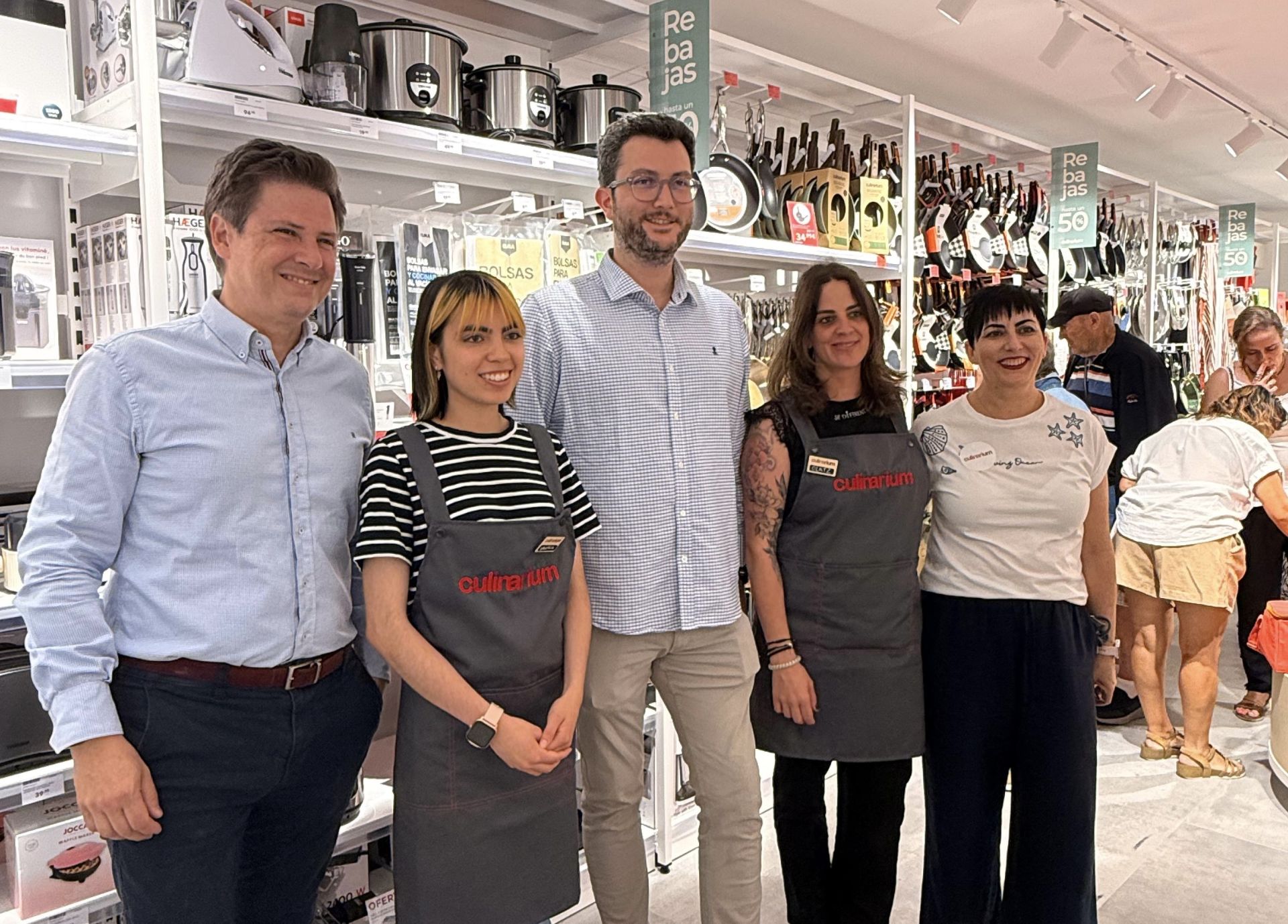 Gustavo Antépara, Valeria Bautista, Carles Montori, Olatz Sáenz de Urturi y Sandra Cavera
