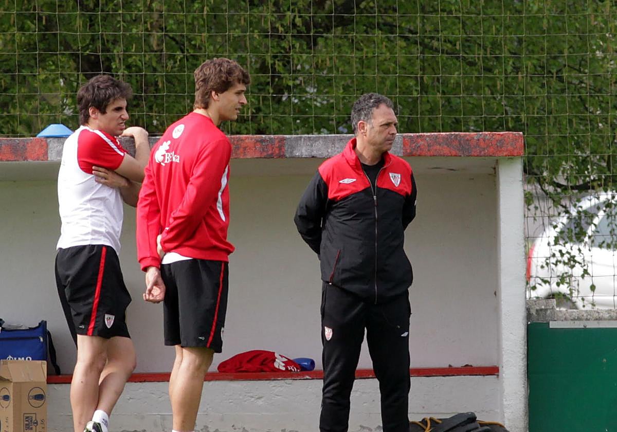 Javi Martínez sobre la explosión de Llorente: «Le tiene que agradecer a Caparrós muchísimo»