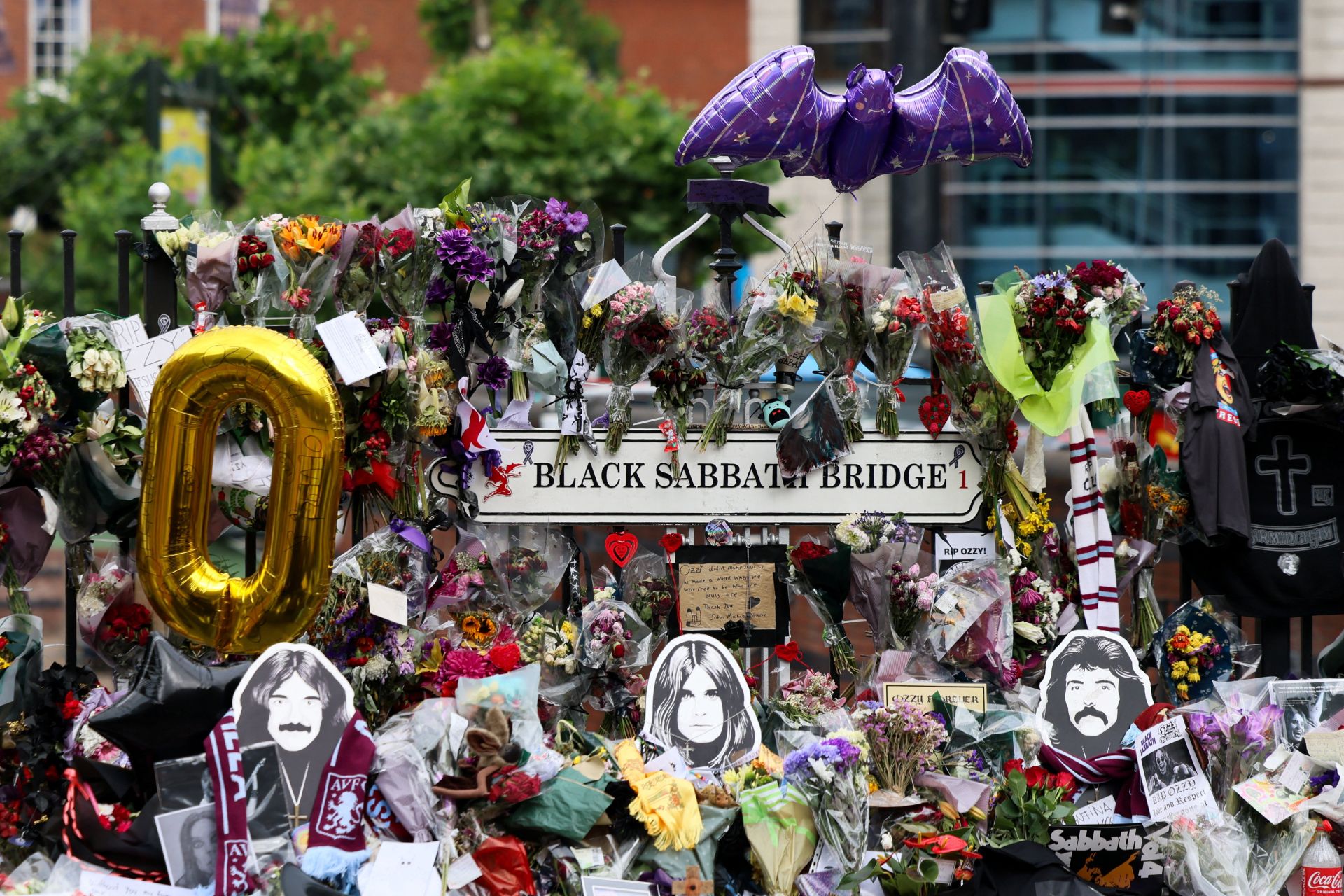 Las imágenes del funeral de Ozzy Osborne