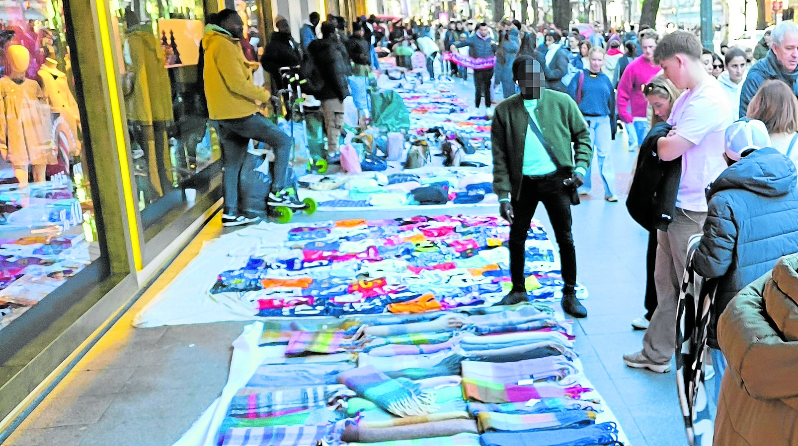 Venta ambulante en la Gran Vía bibaína