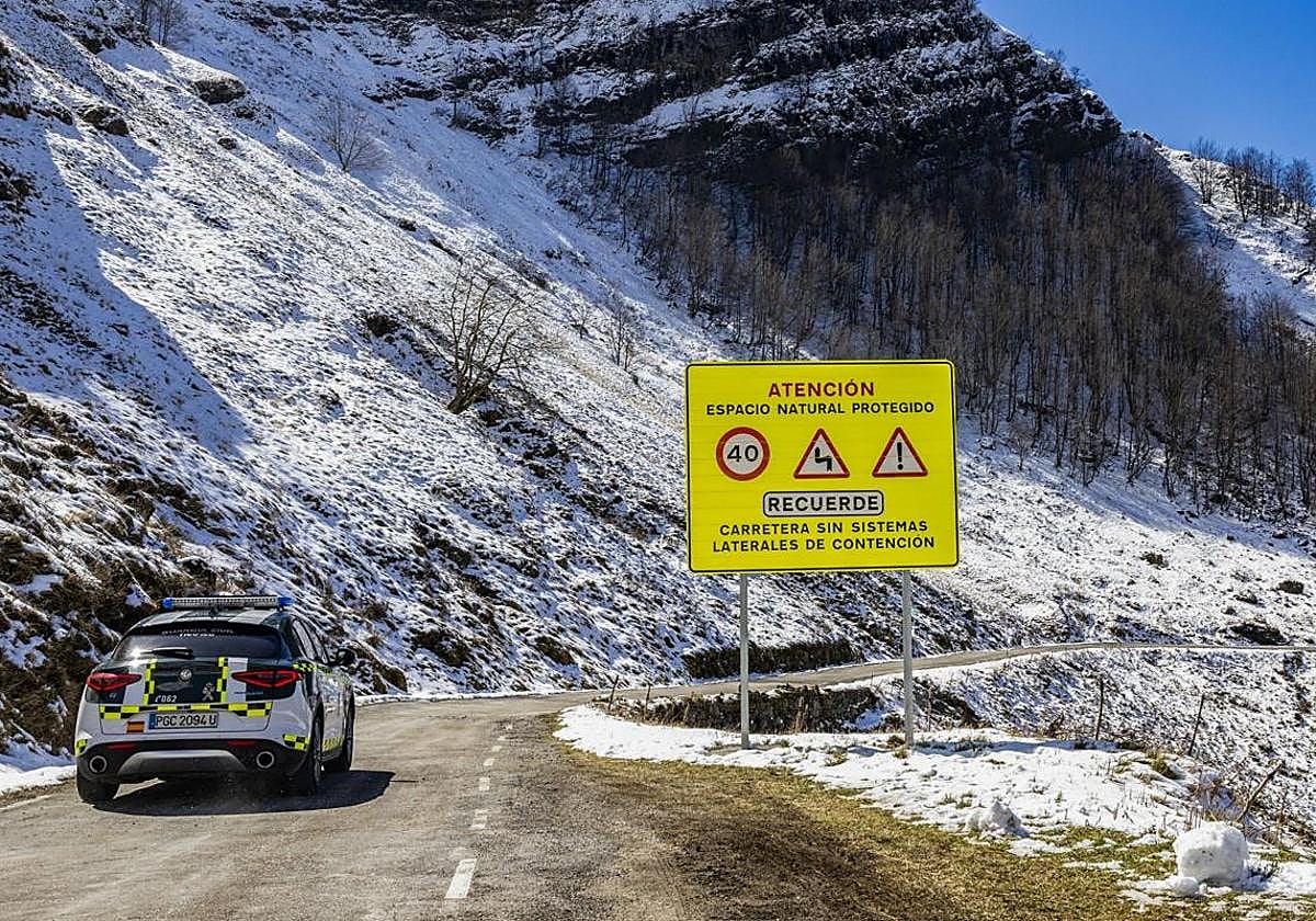 Tramo de carretera en Lunada donde se produjo el accidente