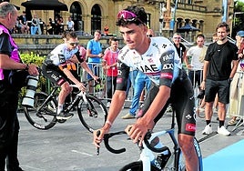 Isaac del Toro, que estará en Getxo, durante la salida del sábado en la Clásica.