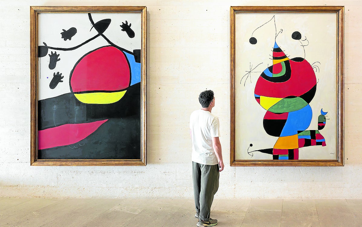 Dos pinturas del artista en la Fundación Miró