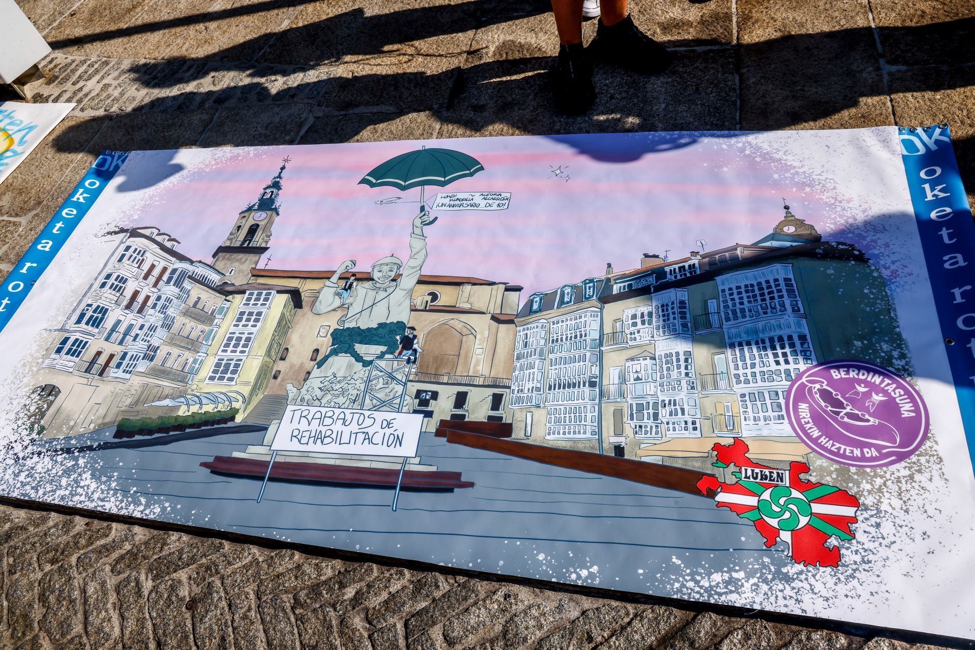 Las pancartas de la Comisión de Blusas y Neskas, en imágenes