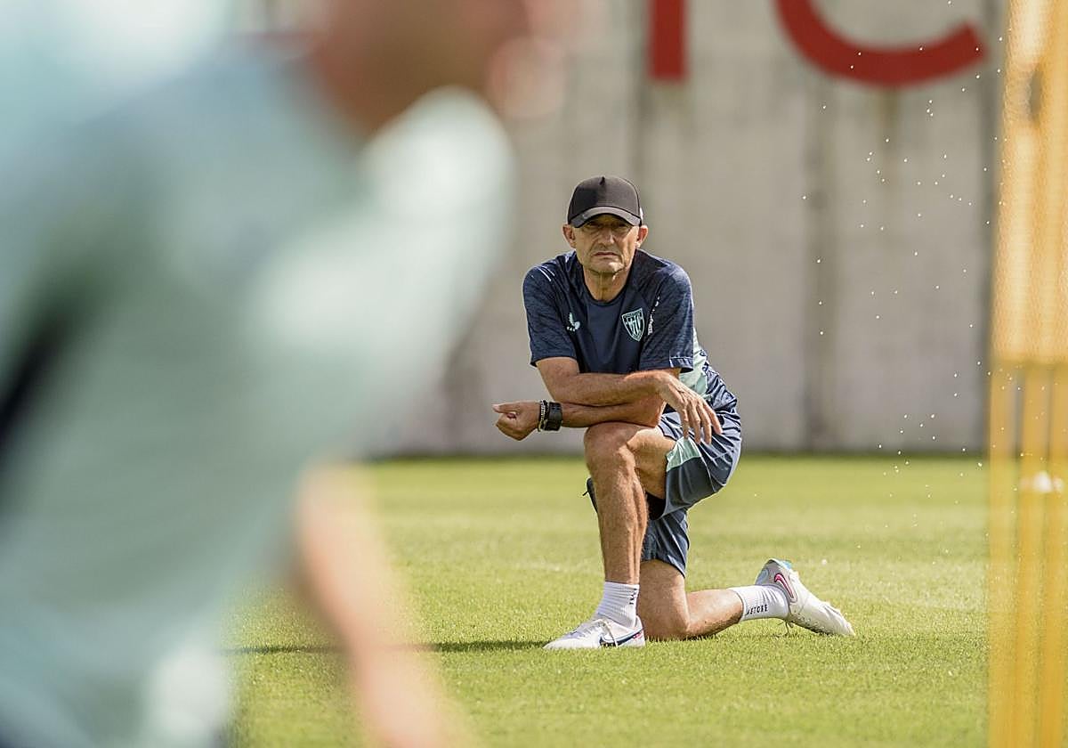 Valverde, durante un entrenamiento en las instalaciones de Lezama
