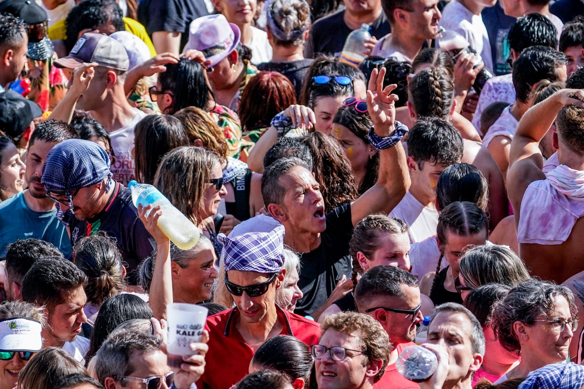 La bajada de Celedón en imágenes