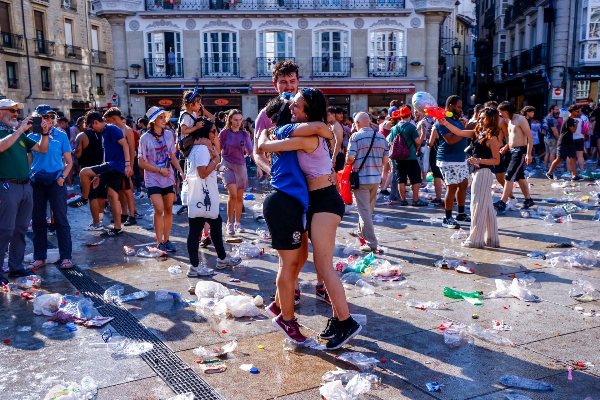 La bajada de Celedón en imágenes