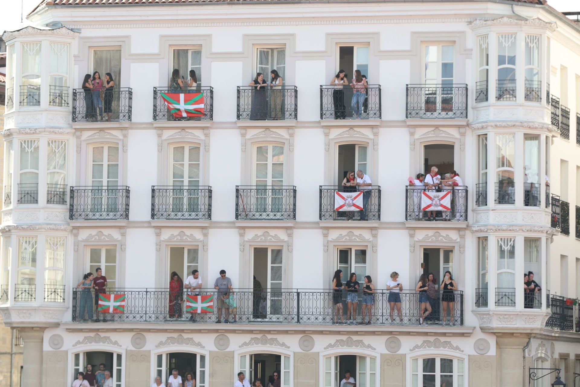 La bajada de Celedón en imágenes