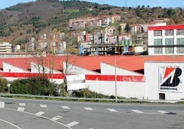 La mayoría sindical acordó en junio la salida de 232 trabajadores, con 224 bajas incentivadas.