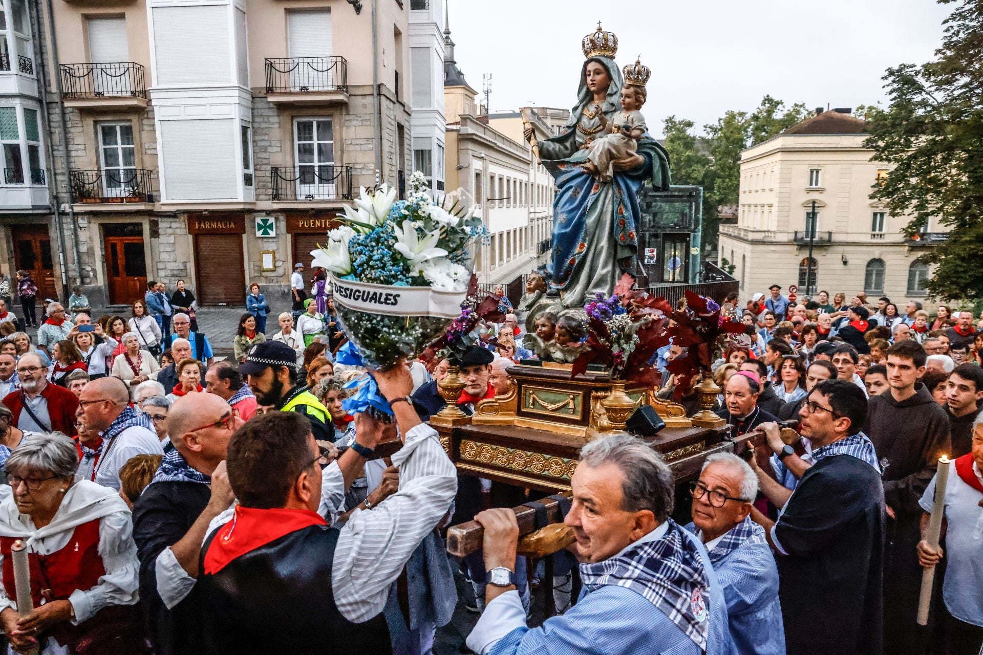 El Rosario de la Aurora, en imágenes