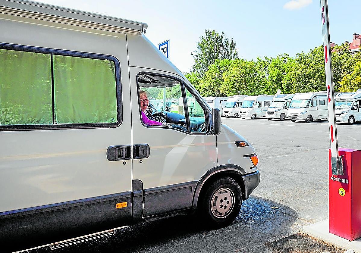 El acondicionamiento de furgonetas para habilitarlas como campamentos se disparó tras la pandemia.