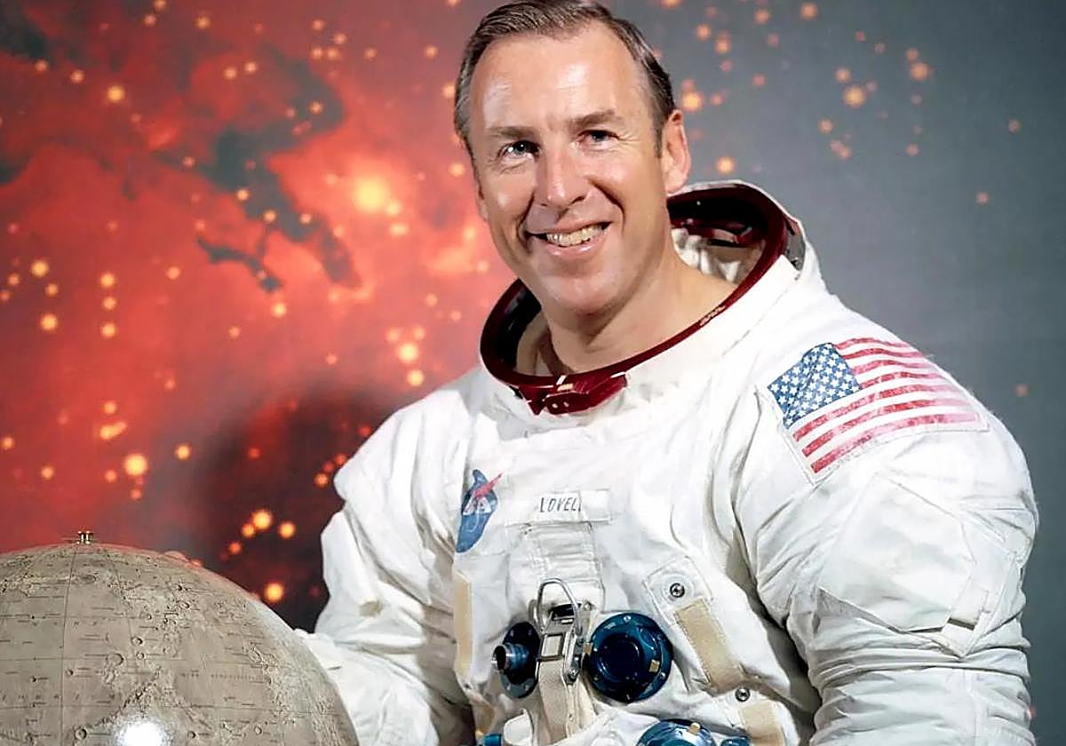 Lovell, en una imagen de la misión Apolo 13