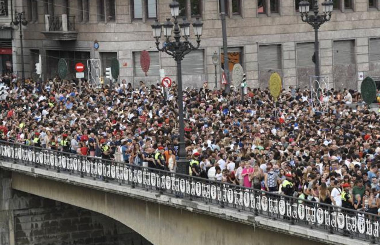 Cortes de tráfico, cambios en los aparcamientos... Así afectará Aste Nagusia a la movilidad en Bilbao