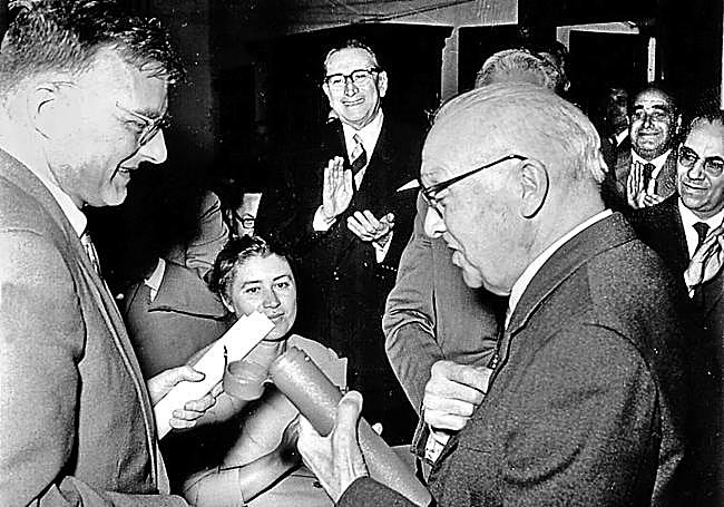 En Roma (1958) como miembro de la Academia de Santa Cecilia.