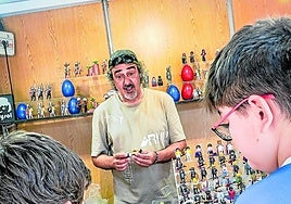 «Vendimos todas las figuras de Celedón el primer día»