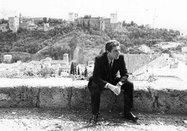 Leonard Cohen, durante una visita a Granada en el 50 aniversario de la muerte de Lorca