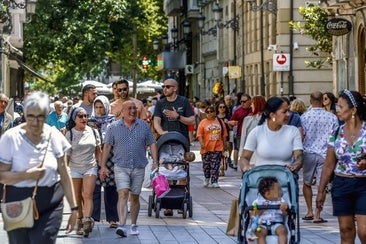 Activan la alerta naranja por temperaturas extremas hoy en Álava
