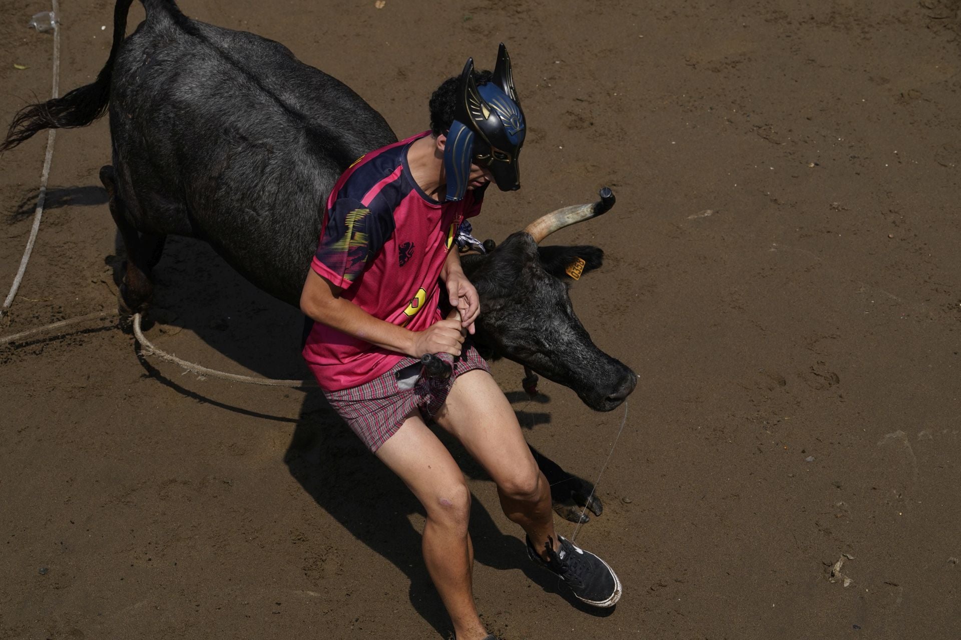Las mejores imágenes de la &#039;sokamuturra&#039; del Puerto Viejo de Getxo