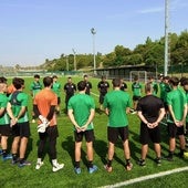 Antes del entrenamiento de este martes, el equipo ha guardado un minuto de silencio en memoria de Urtzi Gutiérrez.