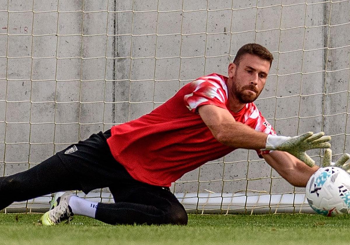 Simón, sobre los malos resultados: «La pretemporada está para adaptarse»