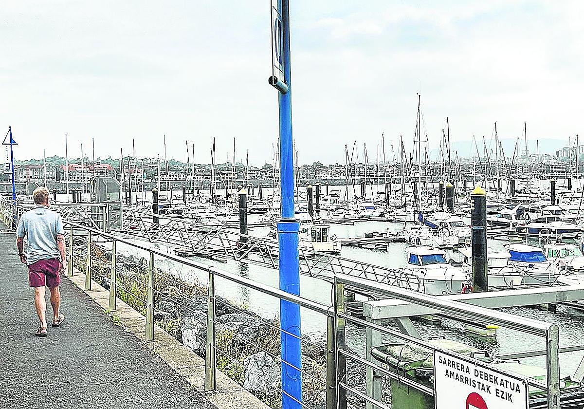 La adjudicataria solo amarró la continuidad de 300 barcos pese a disponer de 842 amarres.