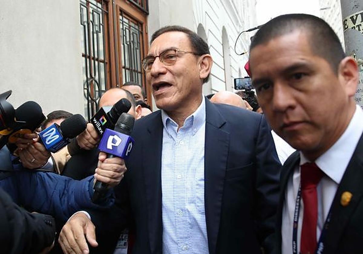 El juez manda a la cárcel al expresidente de Perú Martín Vizcarra acusado de aceptar sobornos