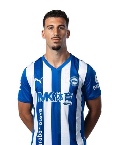 Versatilidad en su regreso a Vitoria