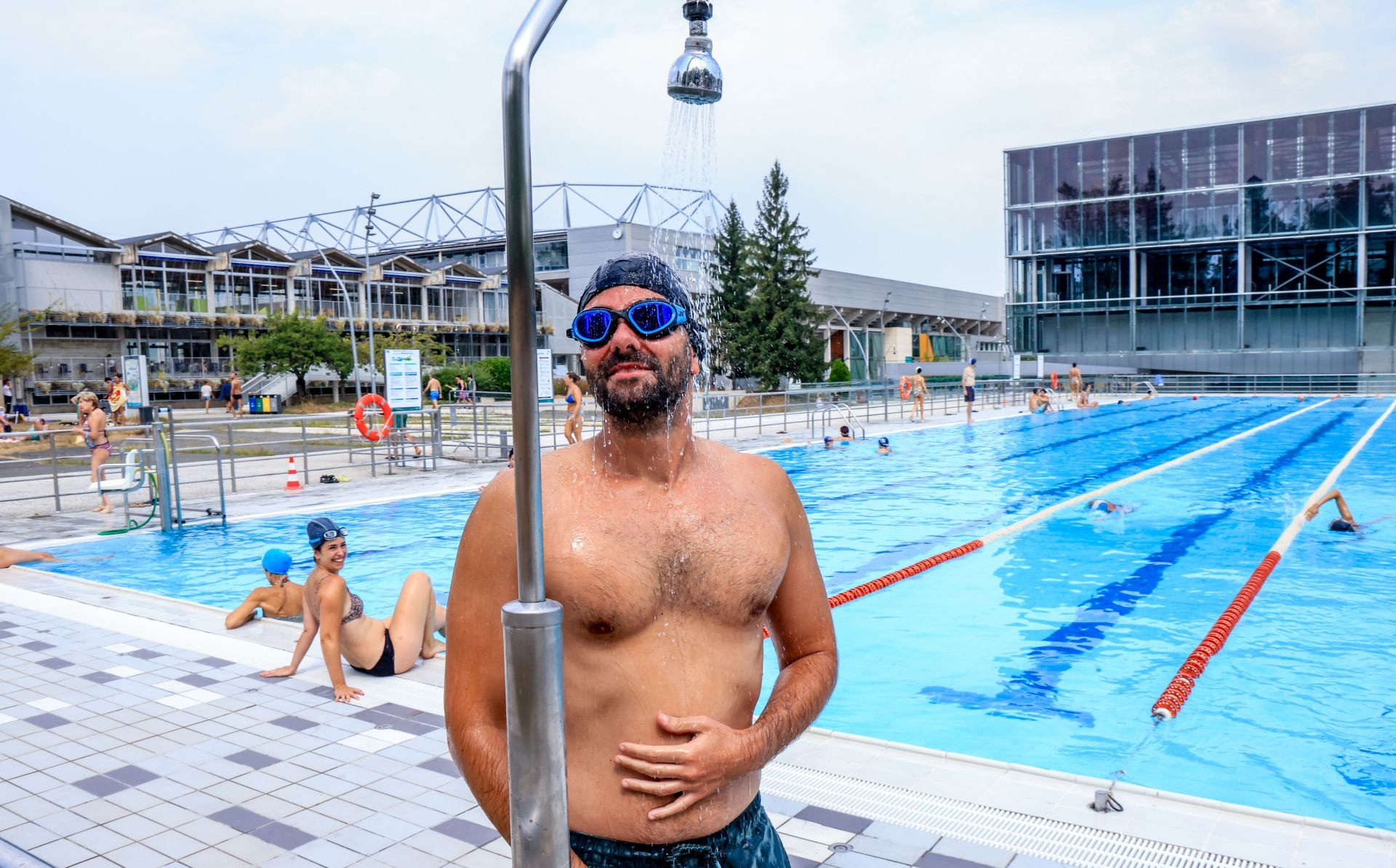 Las imágenes del último chapuzón de la ola de calor en Álava