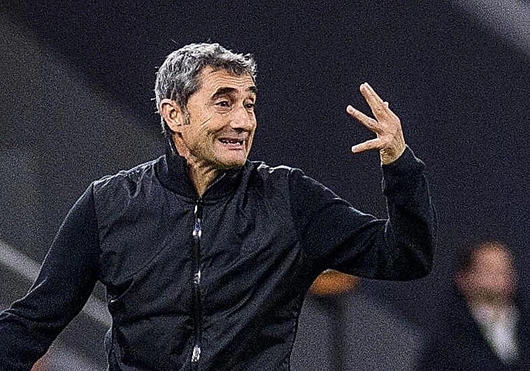 Sancet otra vez suplente y Unai Gómez en la media punta