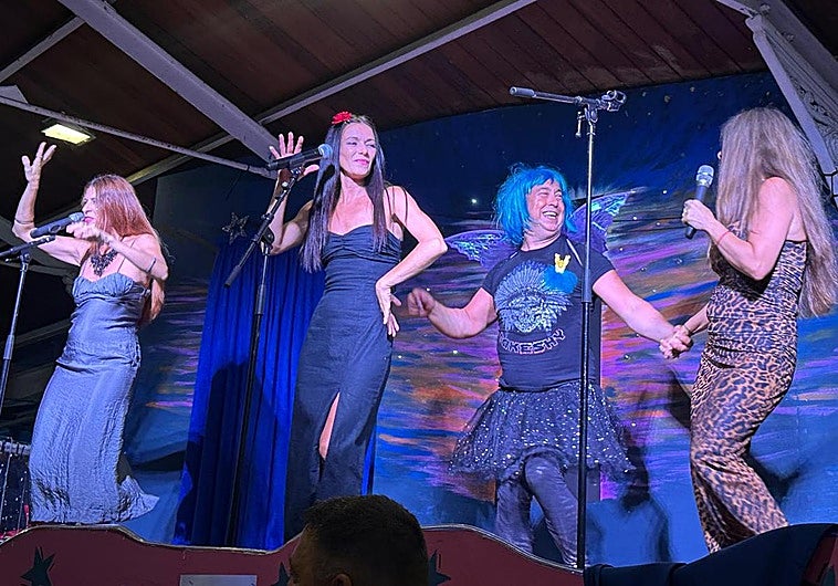 Las Ketchup revolucionan Pinpilinpauxa con su famoso 'Aserejé'.