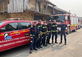 Los bomberos alaveses llegaron este lunes a León.