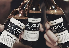 Cerveza fresca y sostenible: La Salve estrena un innovador sistema de reparto en Aste Nagusia