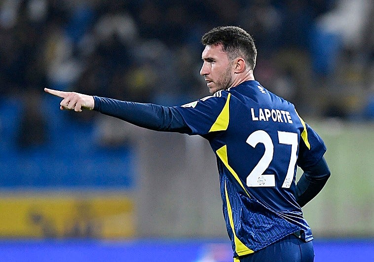 Aymeric Laporte en un partido con el Al-Nassr.
