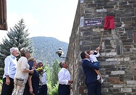 Inauguración de la calle de Sallent de Gállego.