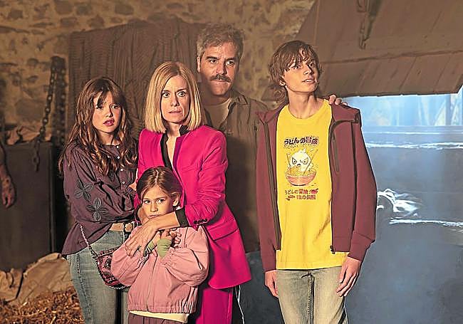 Una familia del siglo XXI en el Medievo.