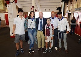 Leopoldo Cardenal, Teresa Sánchez Murga, Leopoldo Sánchez Gil, Jon Sánchez Murga, Javier Gorbeña y su hijo Beñat.