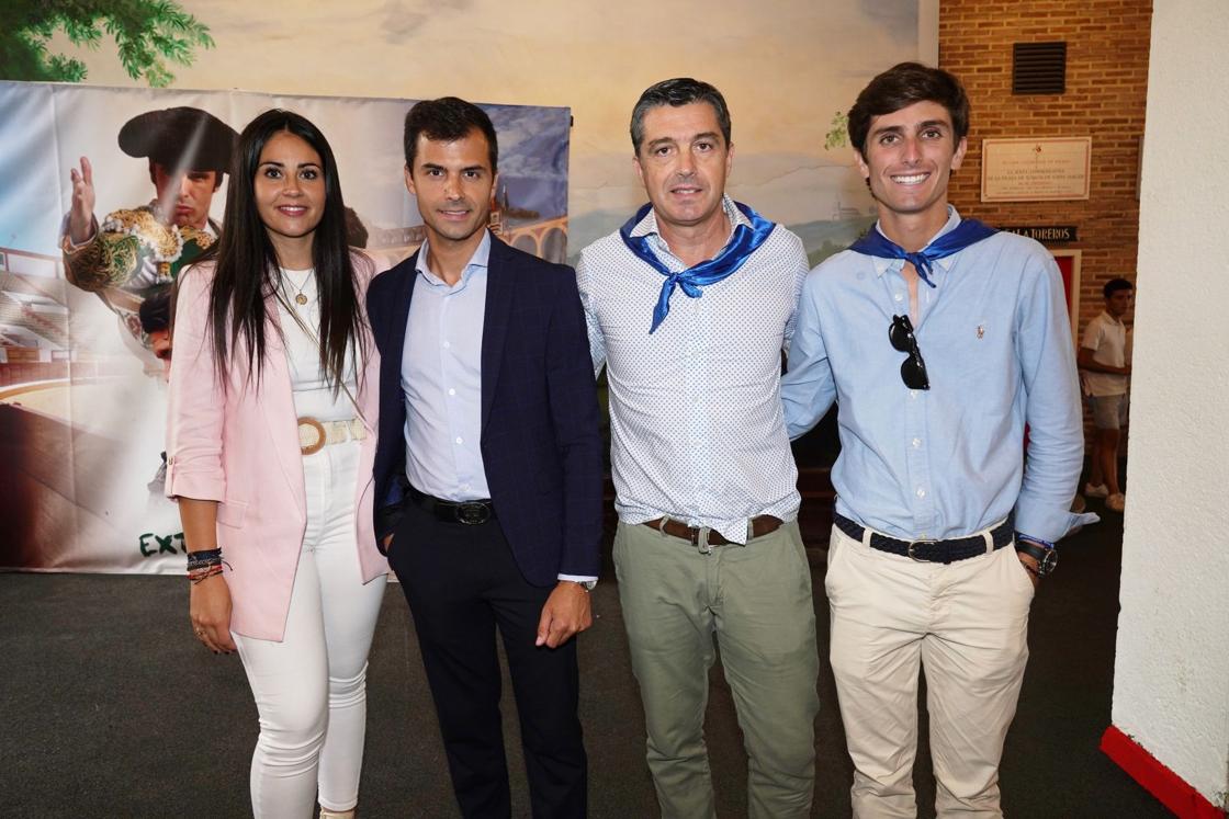 Estrella Magán, Rafael Reyes, Iñigo Martín (padre) e Iñigo Martín (hijo).