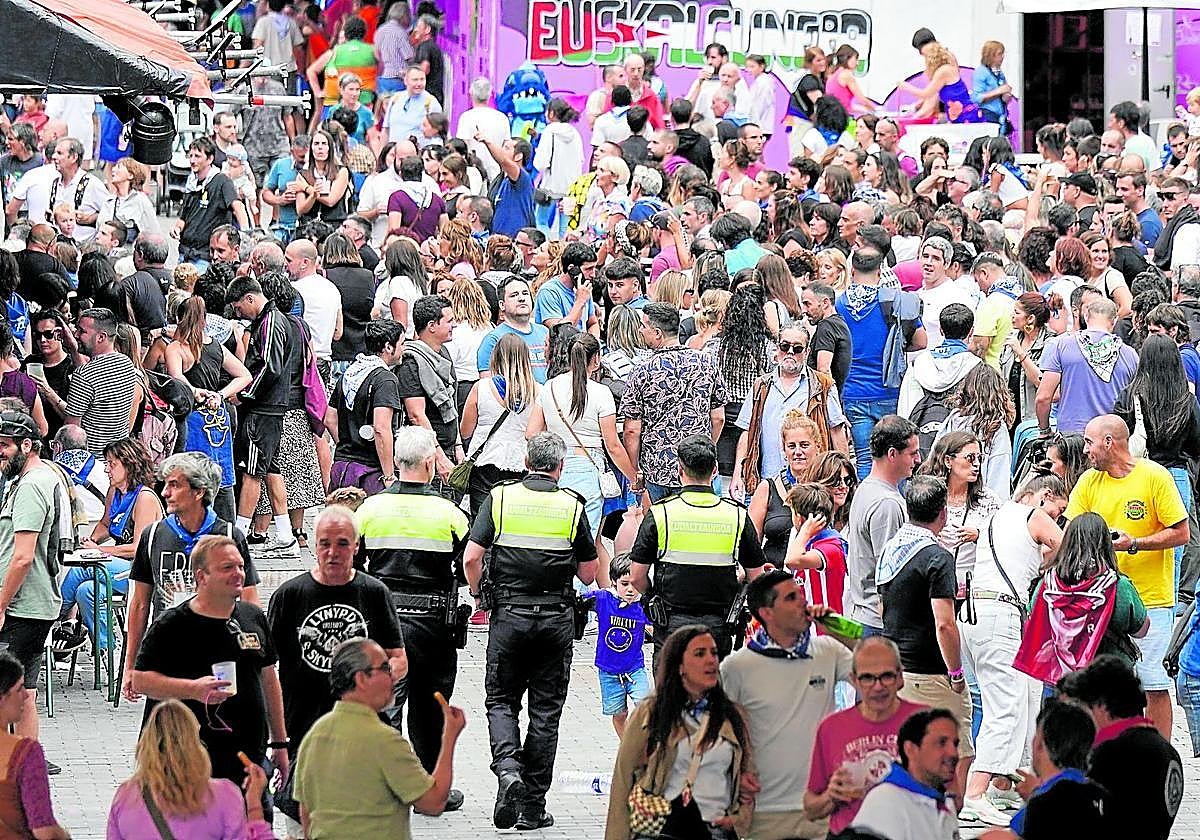 Aburto asegura que desconoce las siete denuncias diarias por agresiones sexuales que contabilizan las comparsas