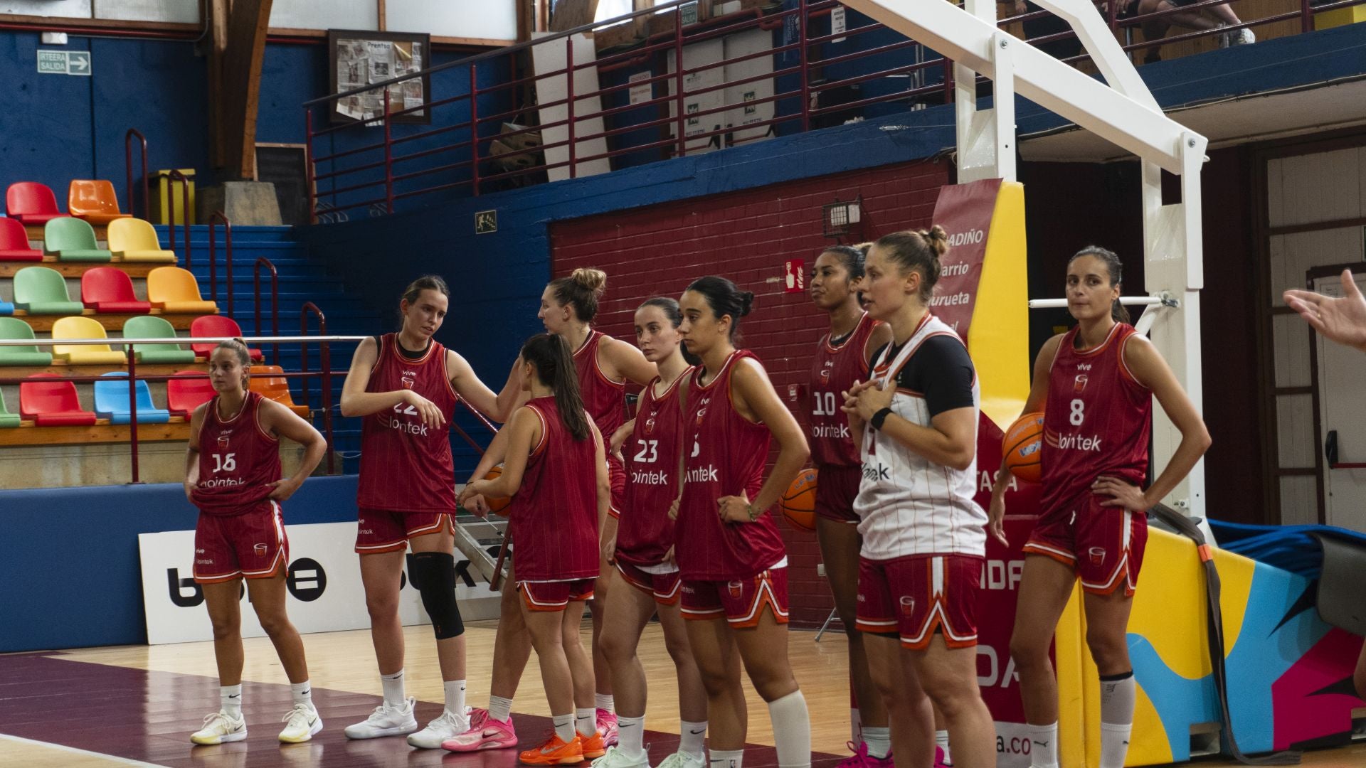 Las jugadoras del Lointek Gernika han pasado esta semana los reconocimientos médicos.