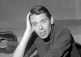 Jacques Brel, en una imagen de 1962, documentó con sus canciones toda una época.
