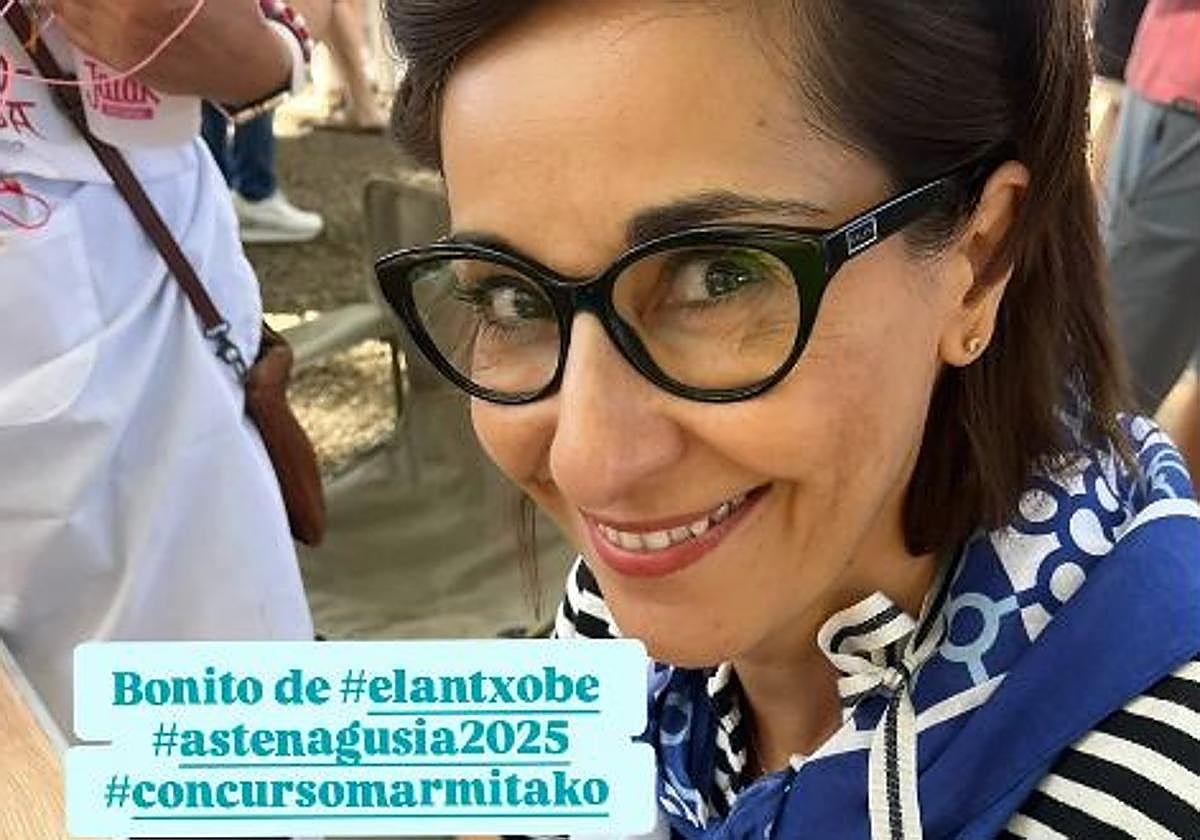 Adela González se anima con el marmitako en el concurso de Aste Nagusia en El Arenal