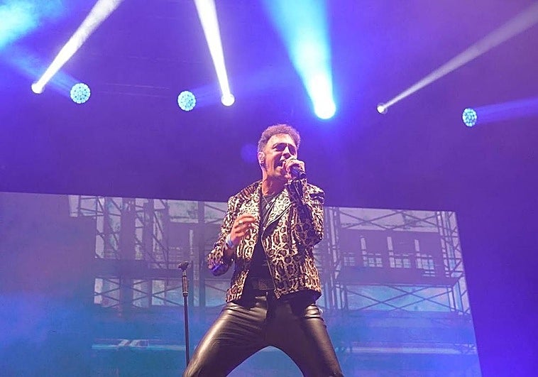 Gabriel de la Rosa, vocalista de Shinova.