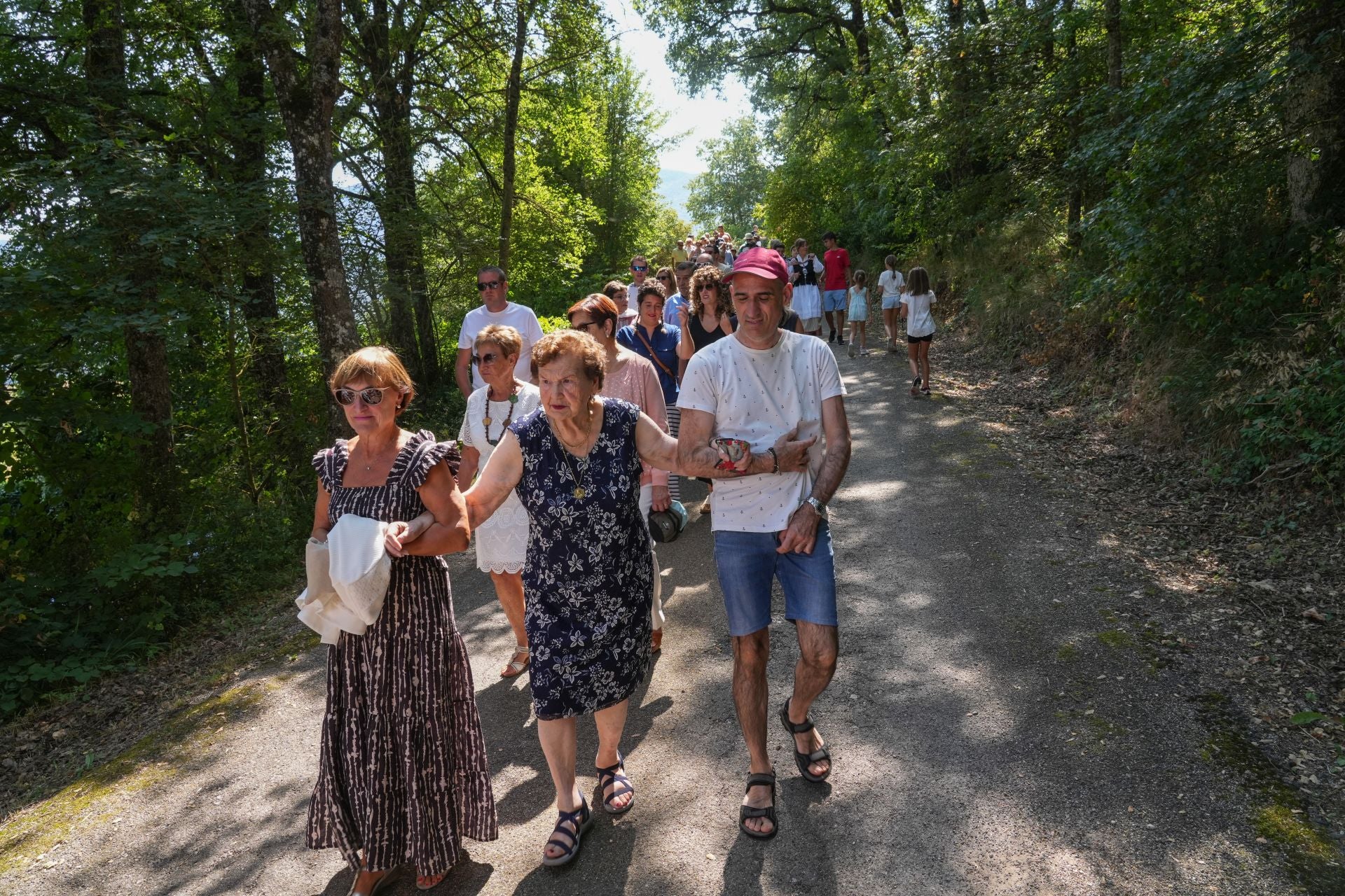 Romería a San Bartolomé en Lagrán