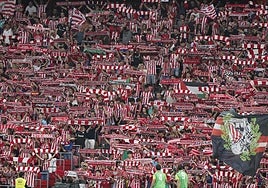 Espectacular entrada en San Mamés pese a ser un lunes de agosto