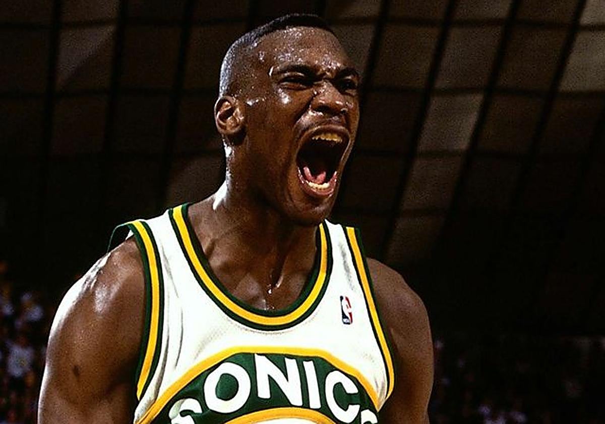 Shawn Kemp, tiroketa batean parte hartzeagatik zigortua