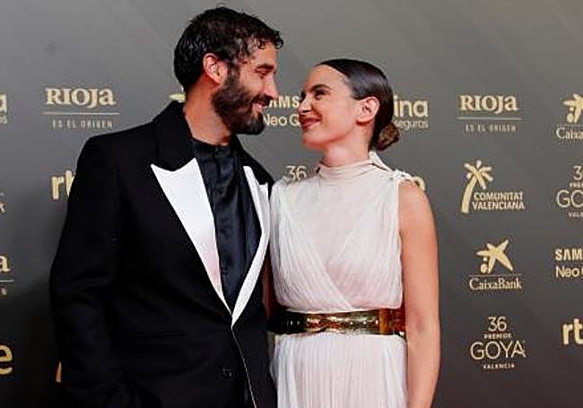Álex García y Verónica Echegui en los Goya de 2022.