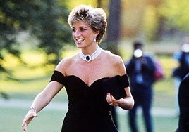 Abren la cápsula del tiempo que Lady Di enterró en 1991: este es su contenido